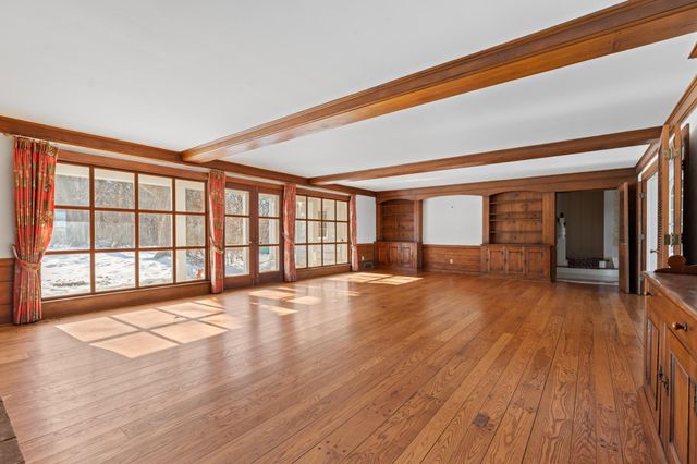 1429 20th Street SW, Rochester, MN 55902