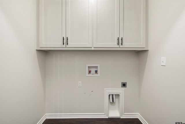 9710 W Lakeshore Dr, Tyler, TX 75709