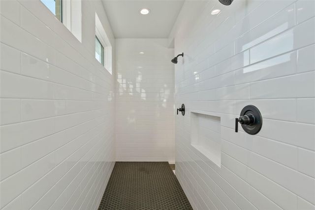 25231 Pleasant Retreat Court, Montgomery, TX 77356