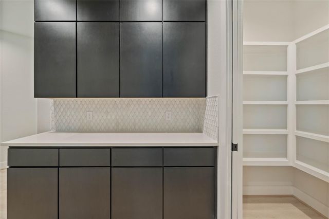 25231 Pleasant Retreat Court, Montgomery, TX 77356