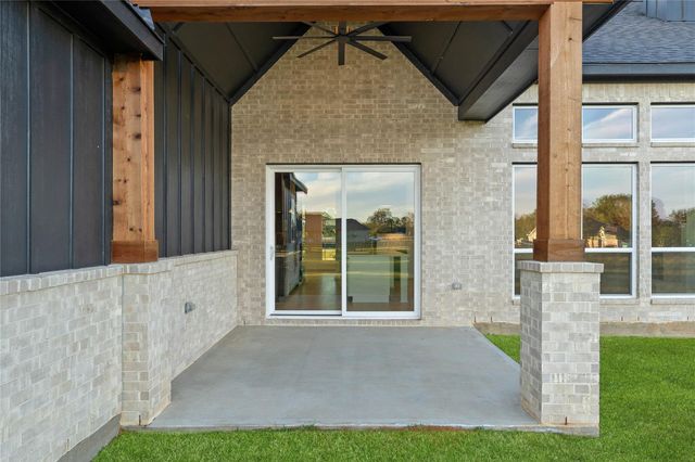 25231 Pleasant Retreat Court, Montgomery, TX 77356