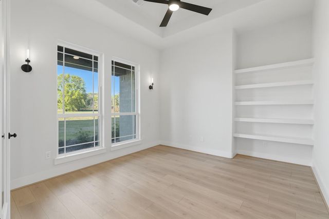 25231 Pleasant Retreat Court, Montgomery, TX 77356