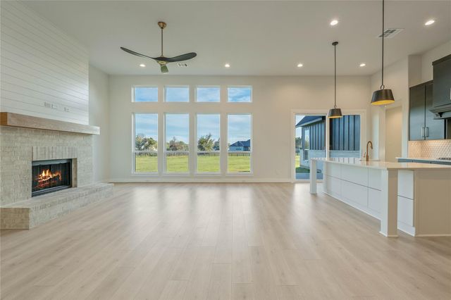 25231 Pleasant Retreat Court, Montgomery, TX 77356