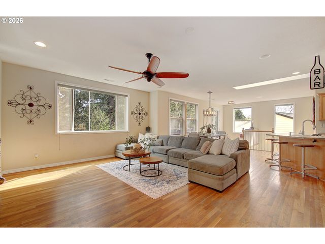 403 Nw 104TH Cir, Vancouver, WA 98685