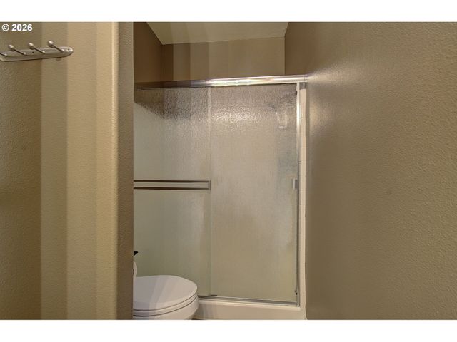 403 Nw 104TH Cir, Vancouver, WA 98685