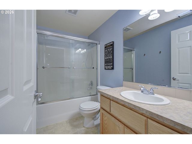 403 Nw 104TH Cir, Vancouver, WA 98685