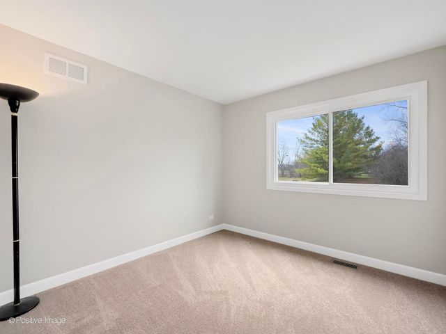 30W243 Wiant Road, West Chicago, IL 60185