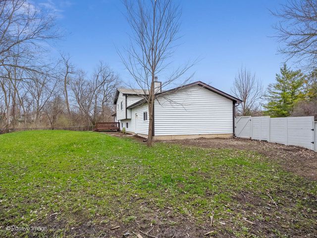 30W243 Wiant Road, West Chicago, IL 60185