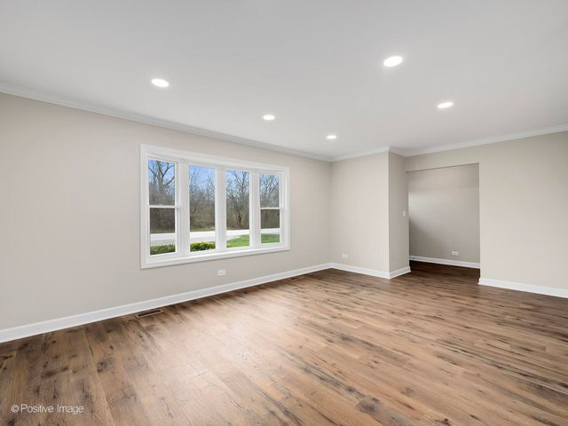 30W243 Wiant Road, West Chicago, IL 60185