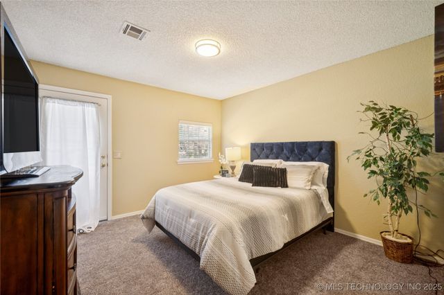 6226 E 98th Street, Tulsa, OK 74137