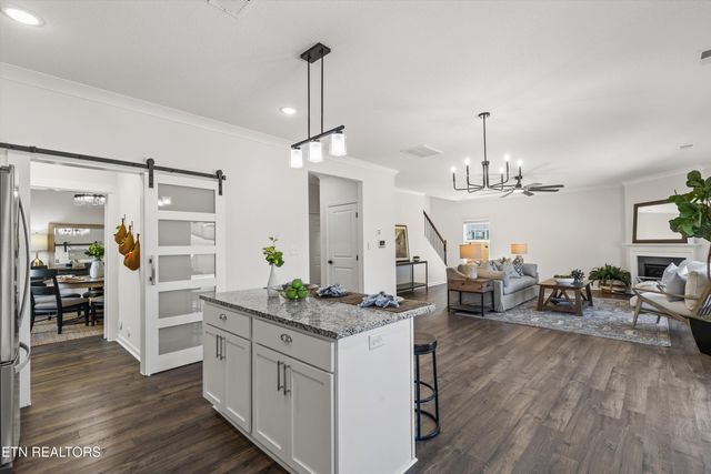 128 Canton Lane, Maryville, TN 37803