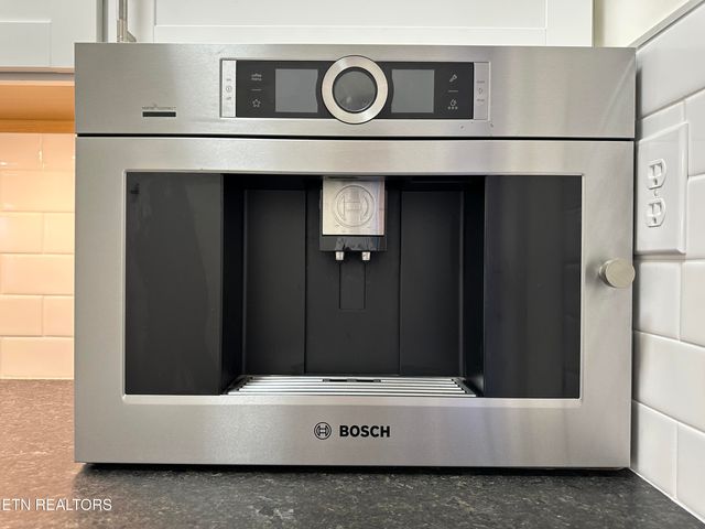 128 Canton Lane, Maryville, TN 37803