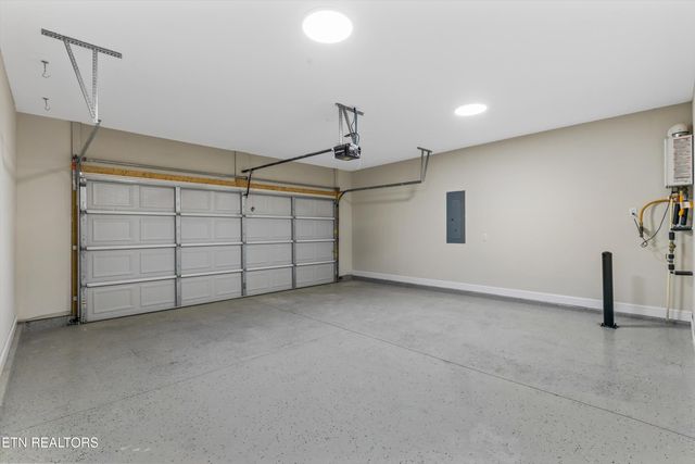 128 Canton Lane, Maryville, TN 37803