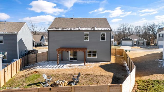 128 Canton Lane, Maryville, TN 37803