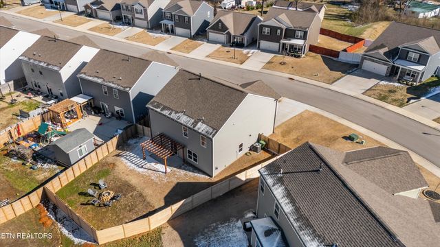 128 Canton Lane, Maryville, TN 37803