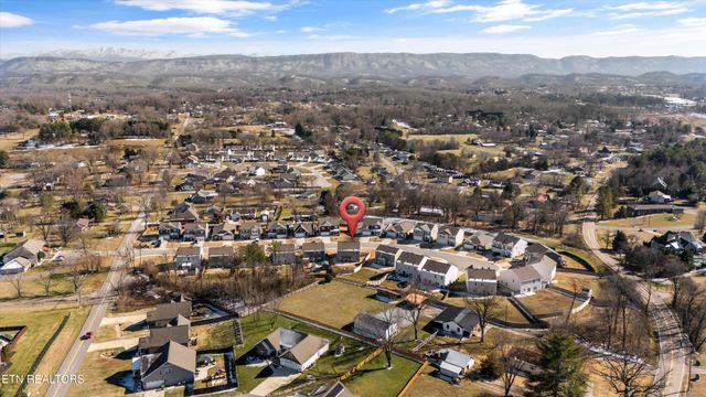 128 Canton Lane, Maryville, TN 37803