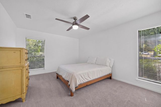 12 Meadowlake Drive, Heath, TX 75032