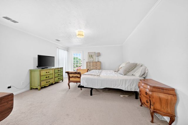 12 Meadowlake Drive, Heath, TX 75032