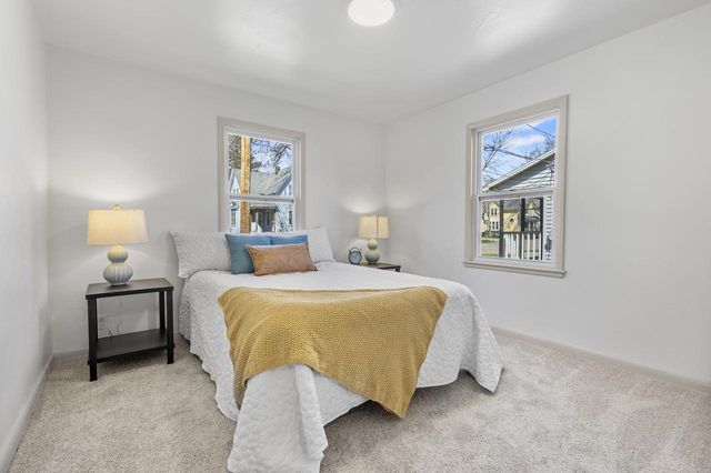 1106 N DREW STREET, Appleton, WI 54911