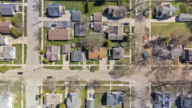 1106 N DREW STREET, Appleton, WI 54911