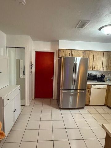 823 LONG MEADOW COURT, Port Orange, FL 32127