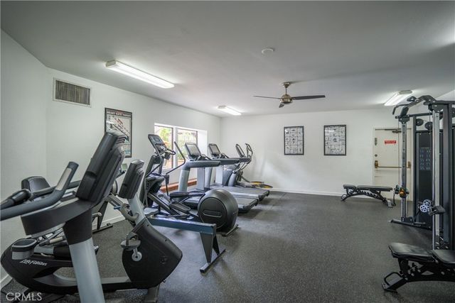 2504 E Willow 107, Signal Hill, CA 90755