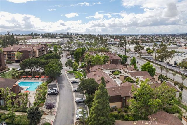 2504 E Willow 107, Signal Hill, CA 90755