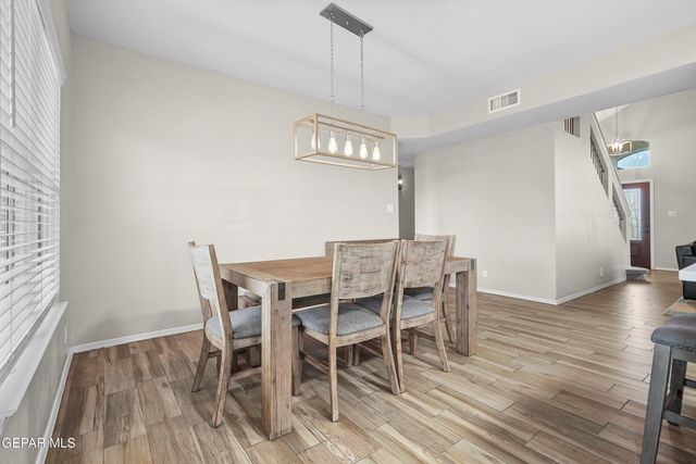 433 CLAIBORNE Street, Horizon City, TX 79928