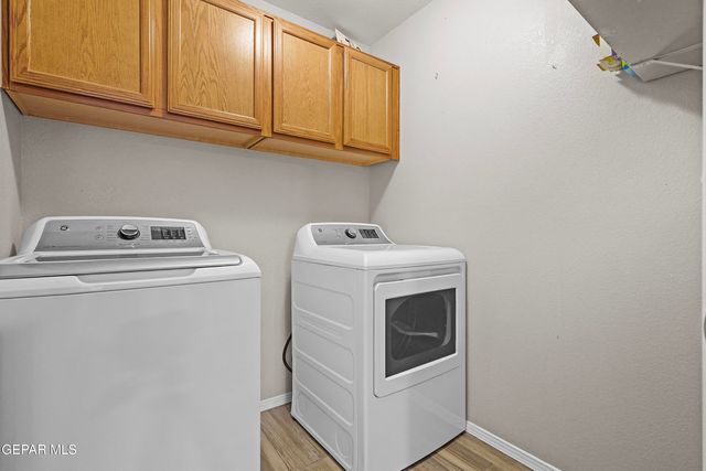 433 CLAIBORNE Street, Horizon City, TX 79928