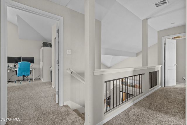 433 CLAIBORNE Street, Horizon City, TX 79928