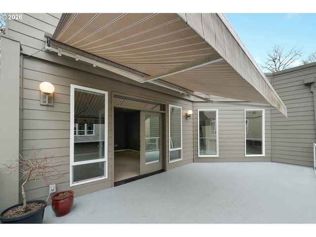 3016 Se BERKELEY Pl, Portland, OR 97202