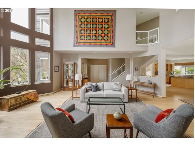 3016 Se BERKELEY Pl, Portland, OR 97202