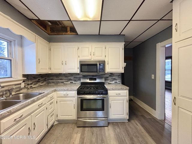 3843 Hoiles Avenue, Toledo, OH 43612