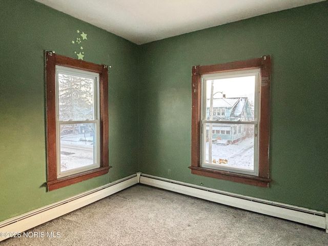 3843 Hoiles Avenue, Toledo, OH 43612