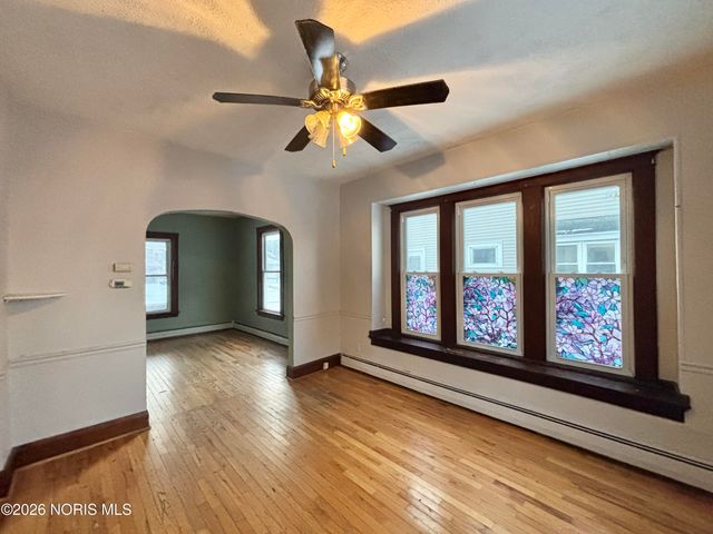 3843 Hoiles Avenue, Toledo, OH 43612