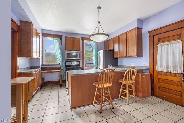 831 9th Street SW, Massillon, OH 44647