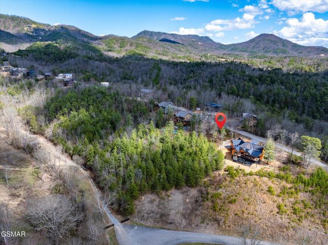 3 Mountain Ash Way, Sevierville, TN 37876