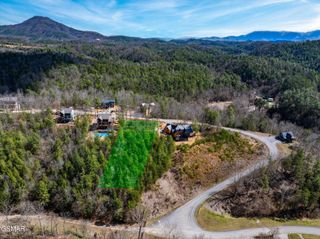 3 Mountain Ash Way, Sevierville, TN 37876