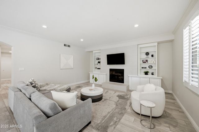 6833 E ACOMA Drive, Scottsdale, AZ 85254
