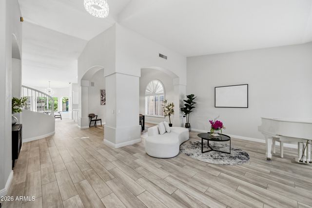 6833 E ACOMA Drive, Scottsdale, AZ 85254