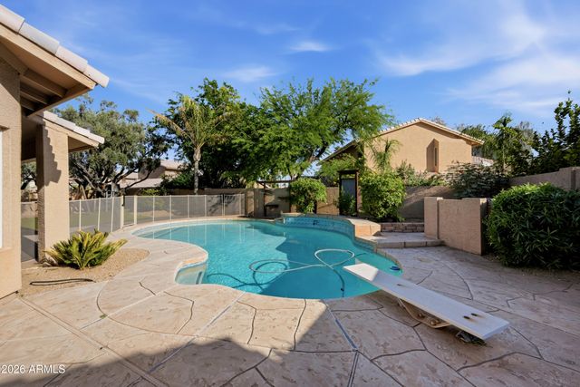 6833 E ACOMA Drive, Scottsdale, AZ 85254