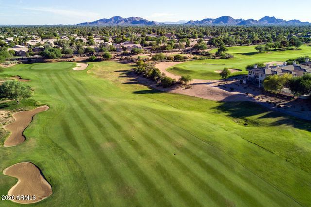 6833 E ACOMA Drive, Scottsdale, AZ 85254