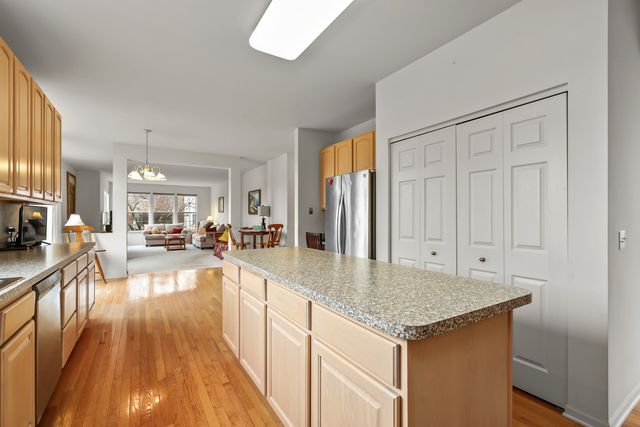 2311 Hazeltime Drive, Vernon Hills, IL 60061