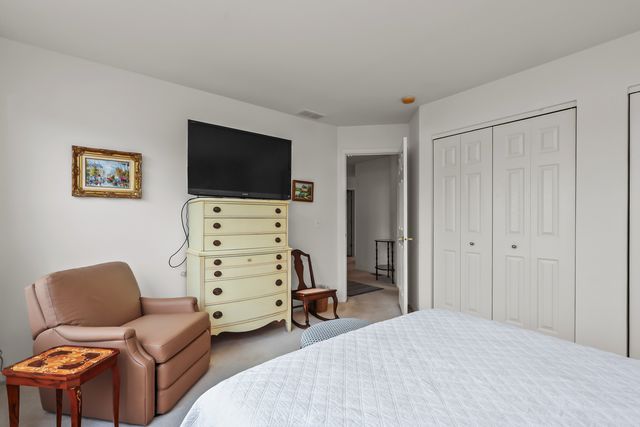 2311 Hazeltime Drive, Vernon Hills, IL 60061