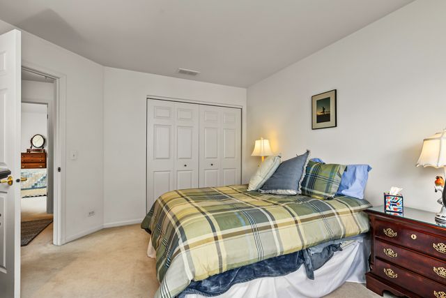 2311 Hazeltime Drive, Vernon Hills, IL 60061