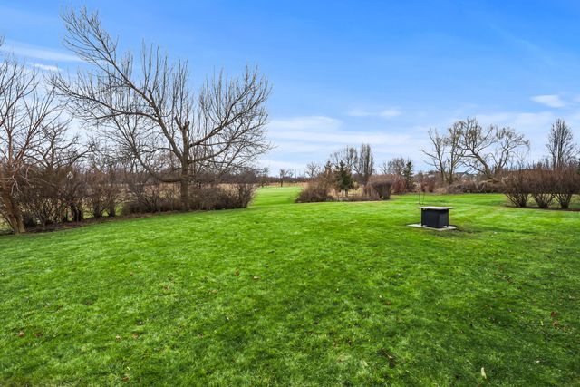 2311 Hazeltime Drive, Vernon Hills, IL 60061