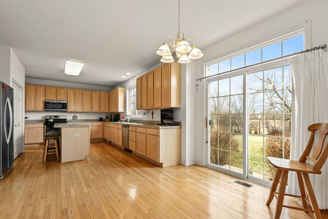 2311 Hazeltime Drive, Vernon Hills, IL 60061