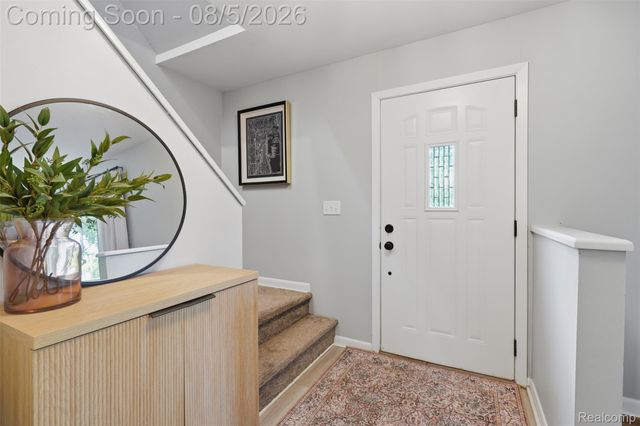 105 Highlake Avenue, Ann Arbor, MI 48103