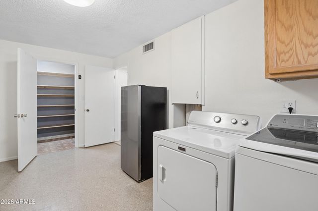 1041 S LONGWOOD Loop, Mesa, AZ 85208