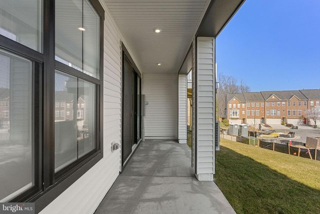 8454 BEGONIA LN, Lorton, VA 22079